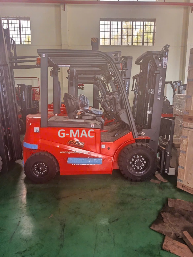 Mua xe nâng điện tại TPHCM