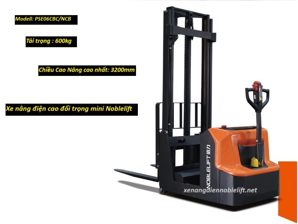 Xe nâng hàng điện tiết kiệm nhiên liệu