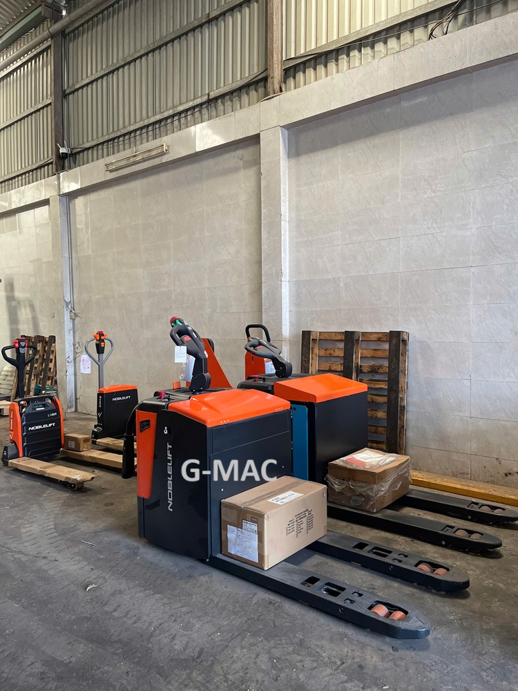 Xe nâng tay điện Trung Quốc
